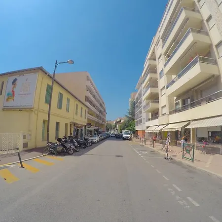 Mezzanine Bleu Daire