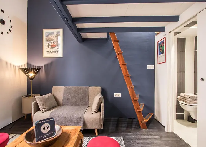 Mezzanine Bleu