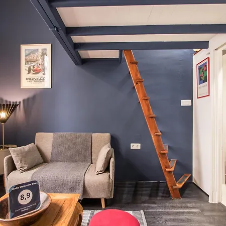 Mezzanine Bleu